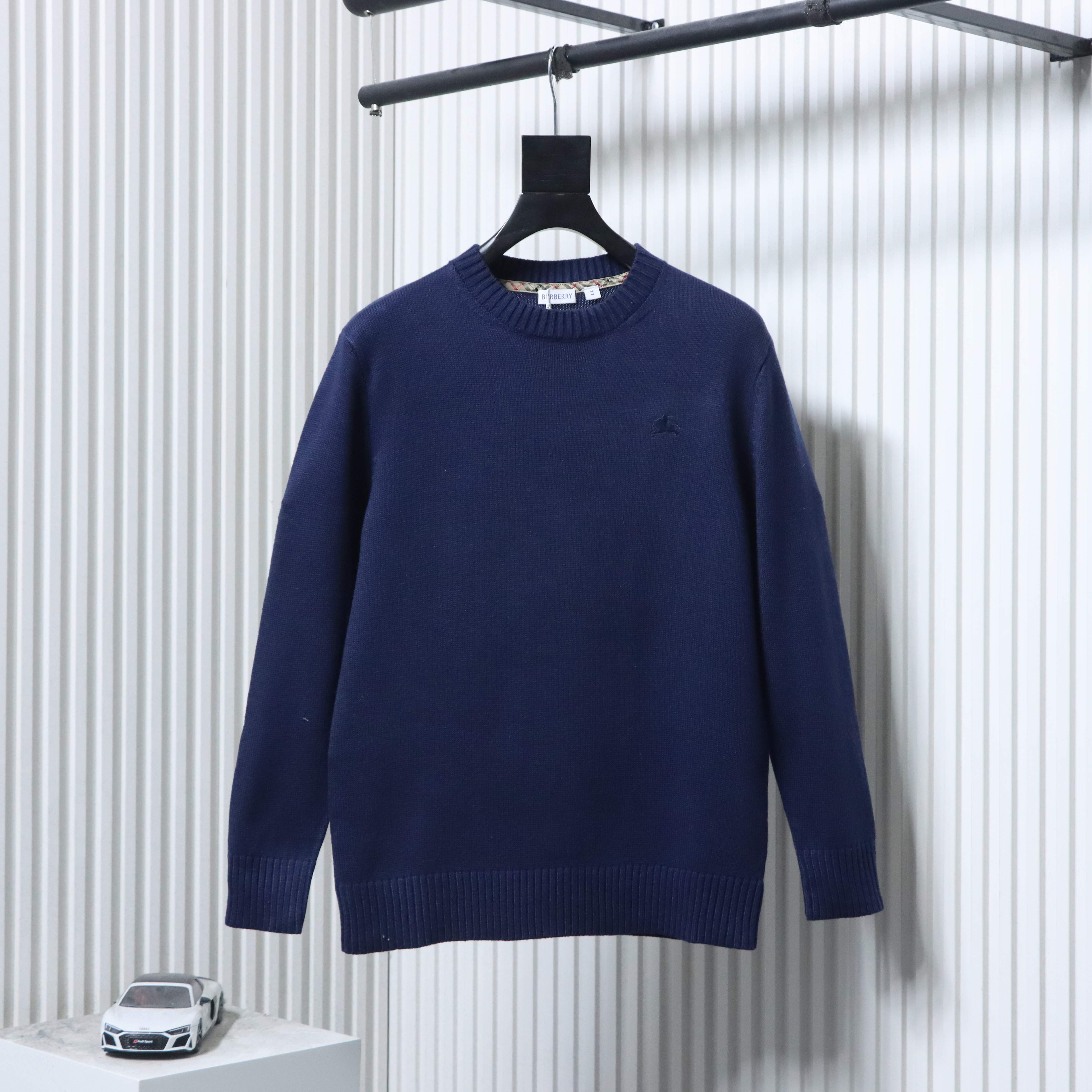 EM Sneakers Burberry Cashmere Blend Sweater Navy