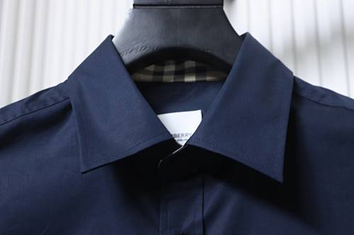 EM Sneakers Burberry Classic TB Logo Embroidered Long sleeved Shirt Navy