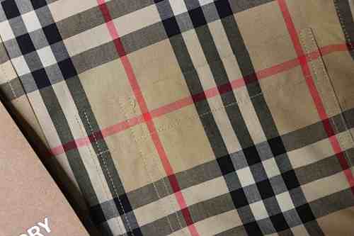 EM Sneakers Burberry Pre-Owned 10s Long Sleeve Shirt Beige