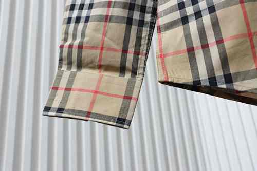 EM Sneakers Burberry Pre-Owned 10s Long Sleeve Shirt Beige