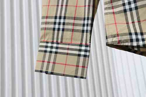 EM Sneakers Burberry Small Scale Check Long Sleeve Shirt Beige