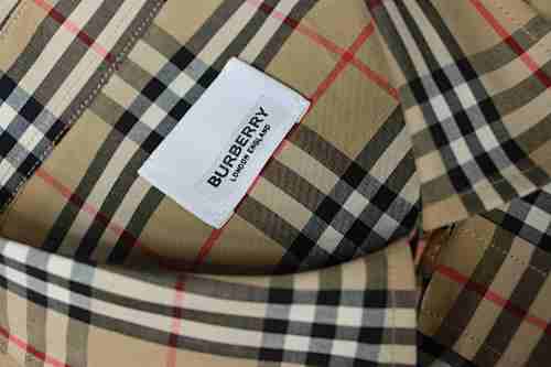 EM Sneakers Burberry Small Scale Check Long Sleeve Shirt Beige
