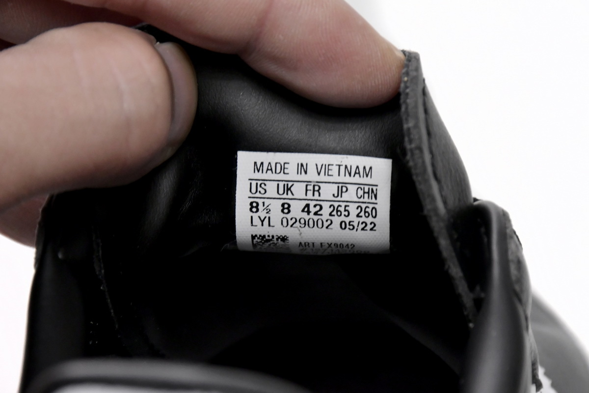 EM Sneakers Adidas Originals Samba Vegan OG Black and White