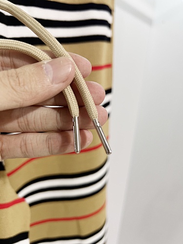 EM Sneakers Burberry Kenton Striped Drawstring Shorts