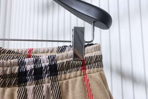 EM Sneakers Burberry Khaki Plaid Knit Shorts