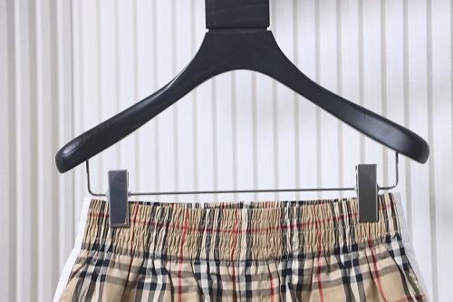 EM Sneakers Burberry Vintage Check White Side-stripe Shorts Khaki