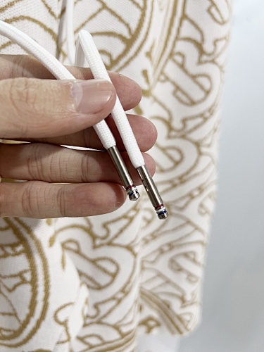 EM Sneakers Burberry Classic 2026 SS New Style Striped Knit Shorts Beige