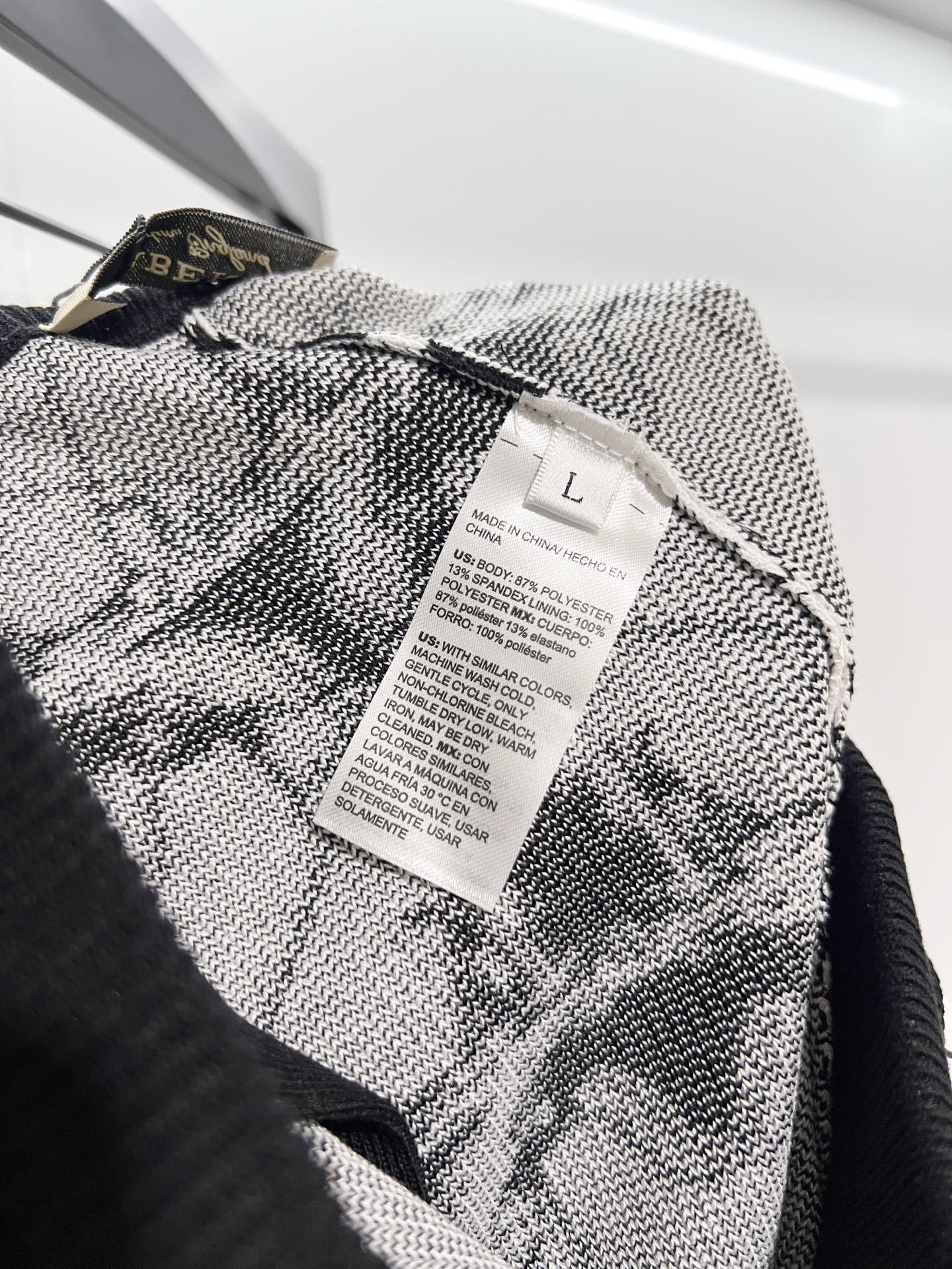 EM Sneakers Burberry Classic 2026 SS New Style Striped Knit Shorts Black White