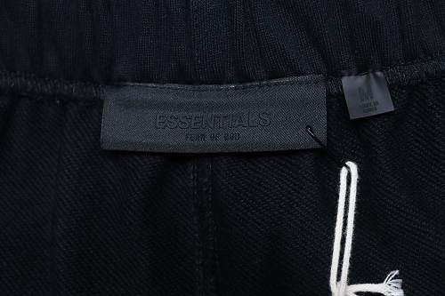 EM Sneakers Fear of God Essentials Collaboration Three-Stripe Silicone Print Shorts Black