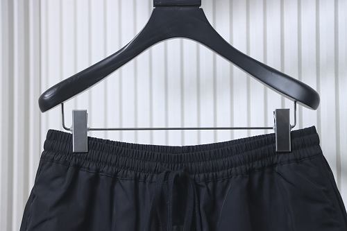 EM Sneakers Fear of God Track Shorts Black Iridescent
