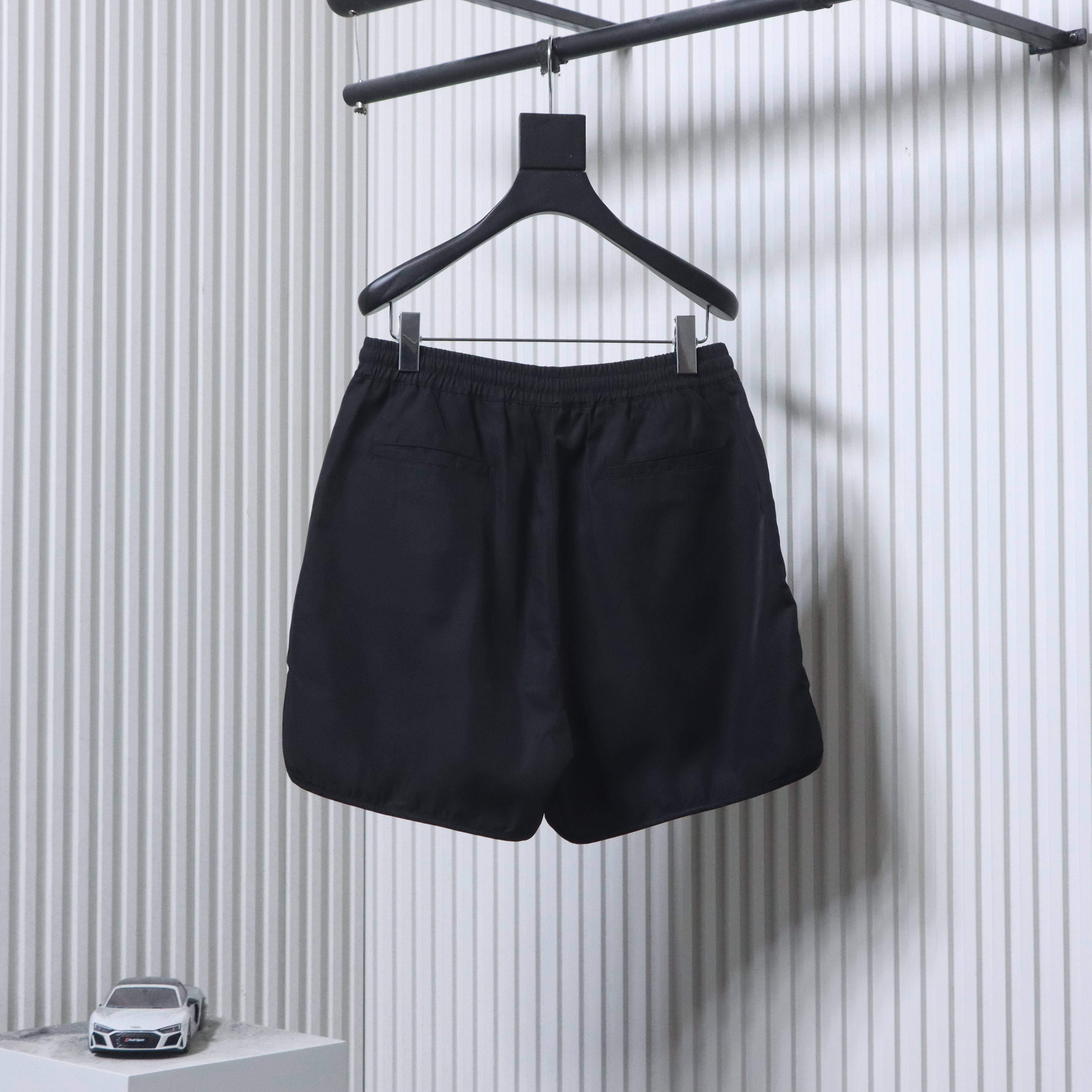 EM Sneakers Fear of God Track Shorts Black Iridescent