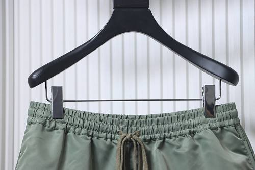 EM Sneakers Fear of God Track Shorts Green Iridescent