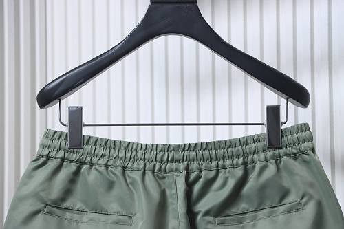 EM Sneakers Fear of God Track Shorts Green Iridescent