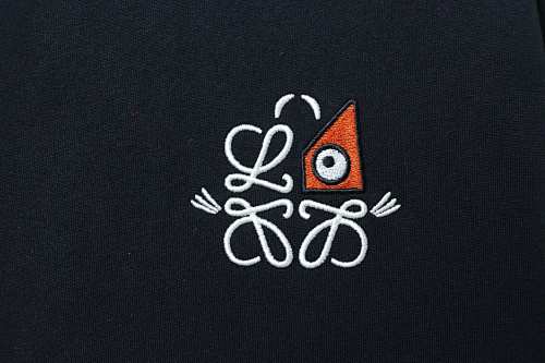 EM Sneakers Loewe x Louis Wain Limited Edition Monster Eyes Logo Embroidered T-Shirt Black