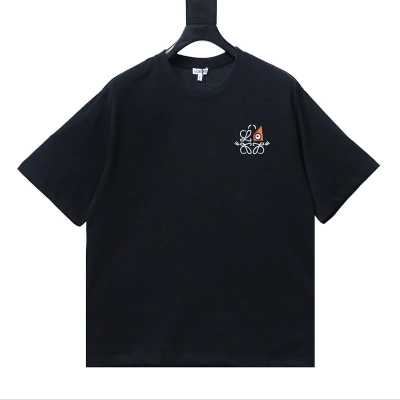 EM Sneakers Loewe x Louis Wain Limited Edition Monster Eyes Logo Embroidered T-Shirt Black 01
