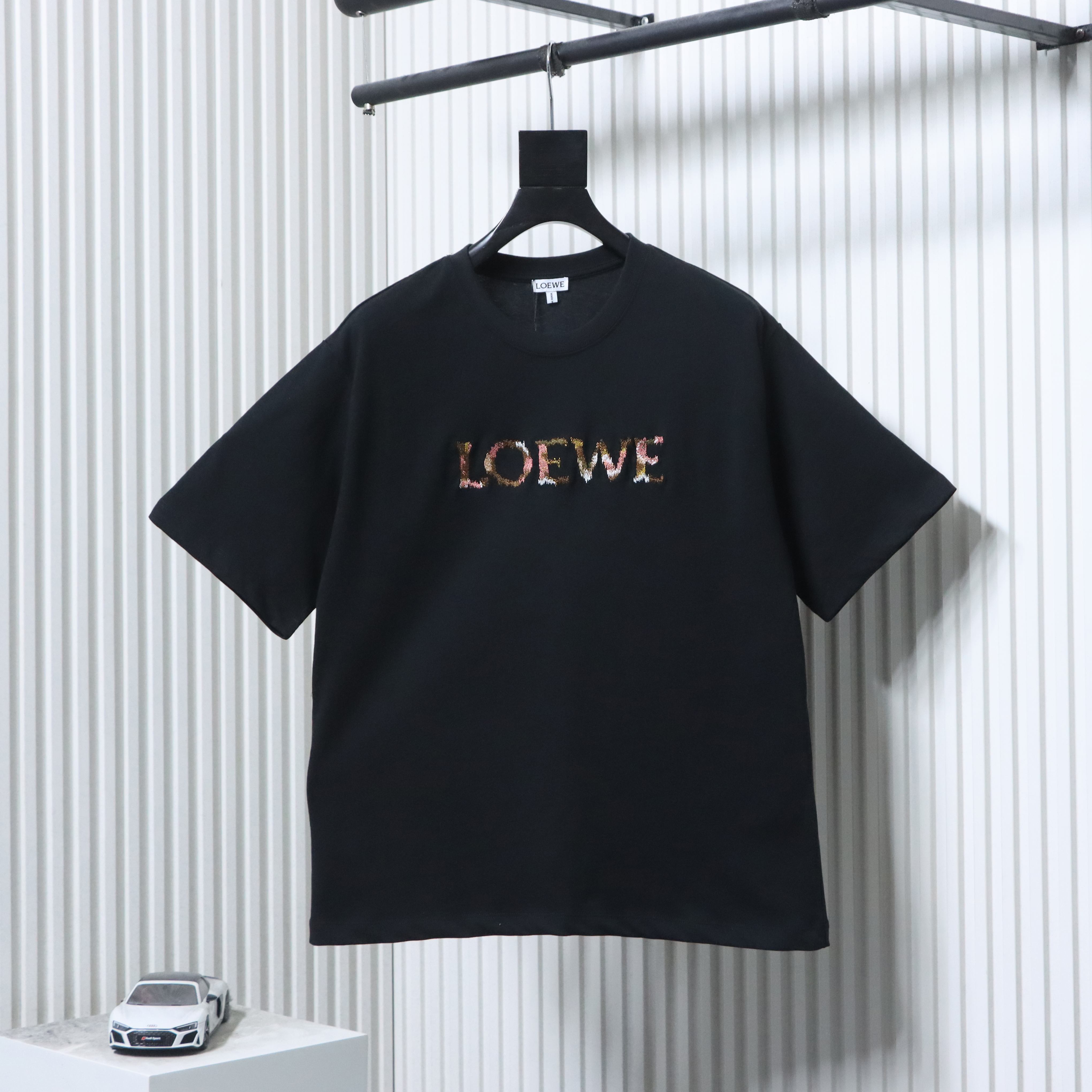 EM Sneakers Loewe 26SS Colorful Embroidered T-shirt Black