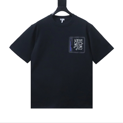 EM Sneakers Loewe & Onrun Collaboration Zipper Pocket Logo Taped T-Shirt Black 01