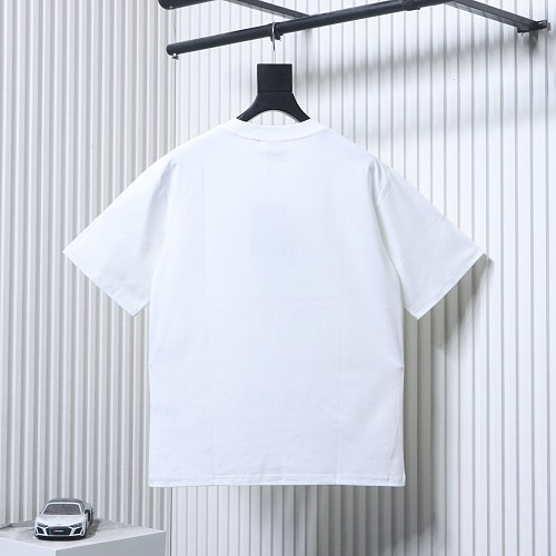 EM Sneakers Loewe & Onrun Collaboration Zipper Pocket Logo Taped T-Shirt White