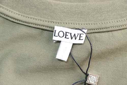 EM Sneakers Loewe Anagram Embroidered T-shirt Avocado Green