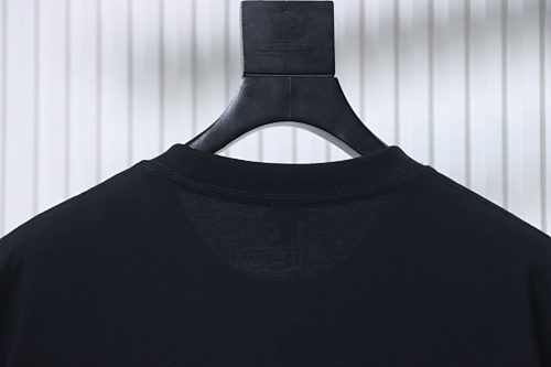EM Sneakers Loewe Irregular Logo Color-Blocked Foam Print T-Shirt Black