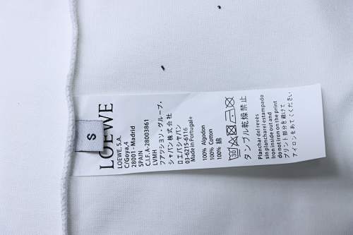 EM Sneakers Loewe Irregular Logo Color-Blocked Foam Print T-Shirt White
