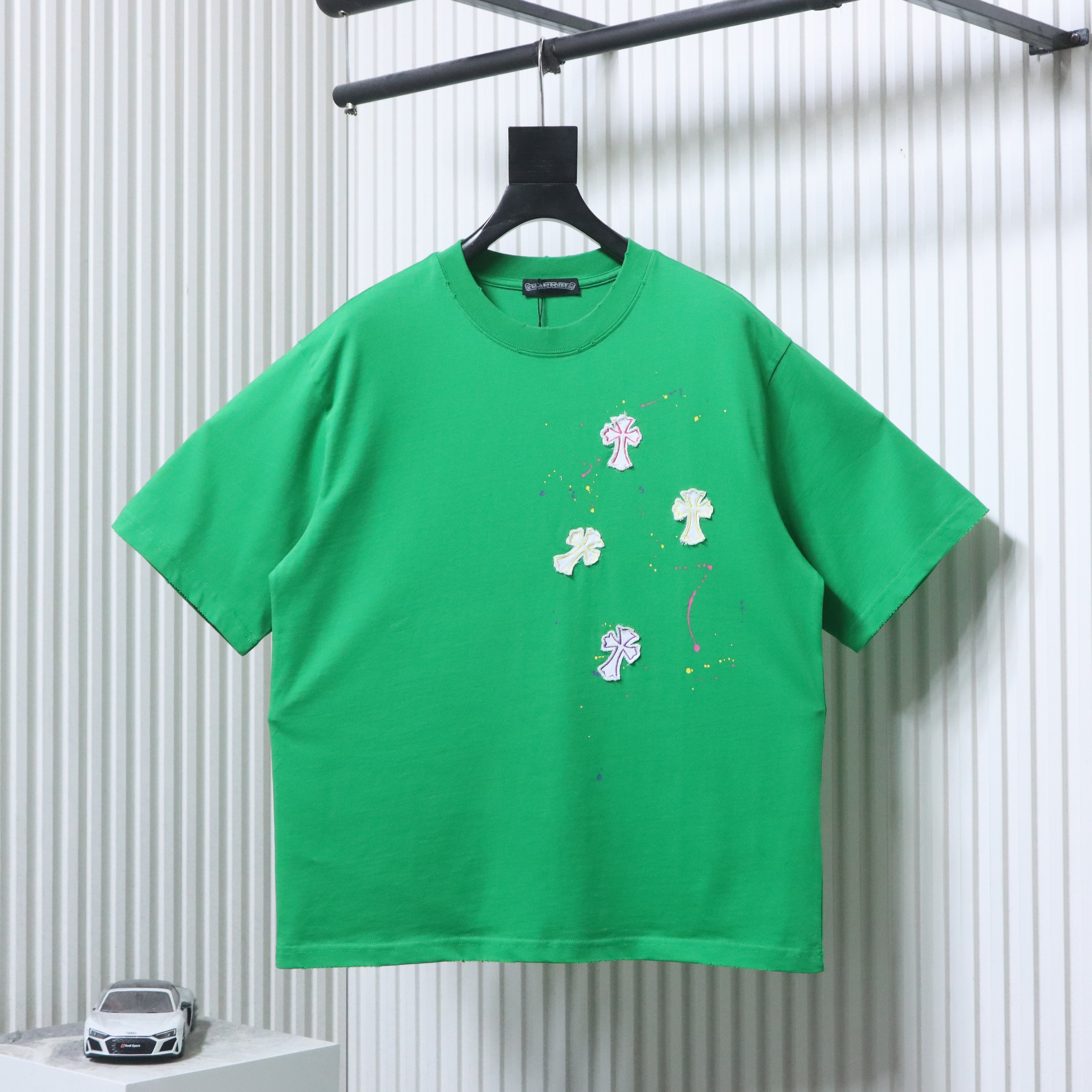 EM Sneakers Chrome Hearts 26SS Heavy-Duty Graffiti Cross Appliqué Embroidery Washed T-Shirt Green