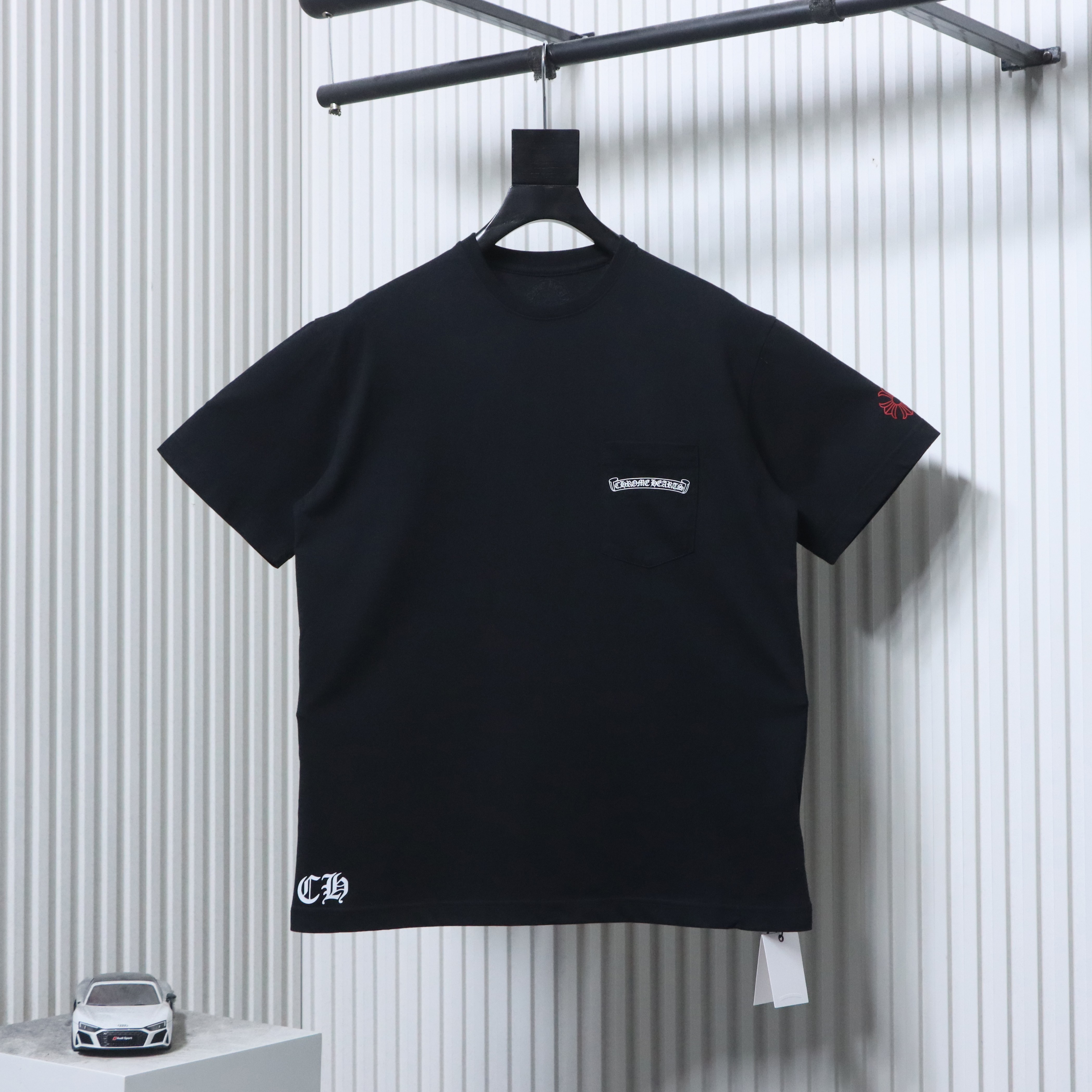 EM Sneakers Chrome Hearts NYC Exclusive Chest-pocket T-shirt Black