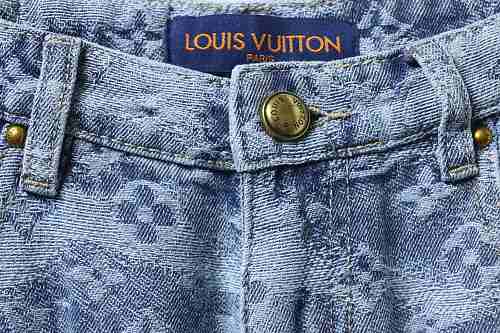 EM Sneakers Louis Vuitton 25ss All-over Monogram Jacquard Denim Short Jeans
