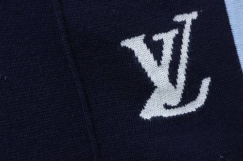 EM Sneakers Louis Vuitton  Rare Louis Vuitton Big Logo Shorts Navy