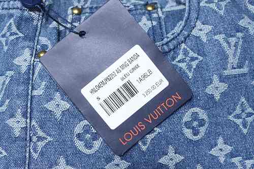 EM Sneakers Louis Vuitton All-over Jacquard Denim Short Jeans Blue