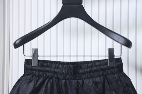 EM Sneakers Louis Vuitton Classic Full Logo Jacquard Silk Elastic Drawstring Shorts Black