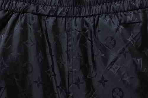 EM Sneakers Louis Vuitton Classic Full Logo Jacquard Silk Elastic Drawstring Shorts Black