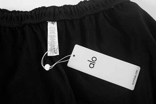 EM Sneakers Alo Yoga Shorts #NH01 Black