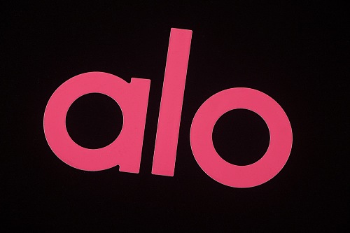 EM Sneakers Alo Yoga T-Shirt & Shorts Sets #NH05 Black-Pink Logo