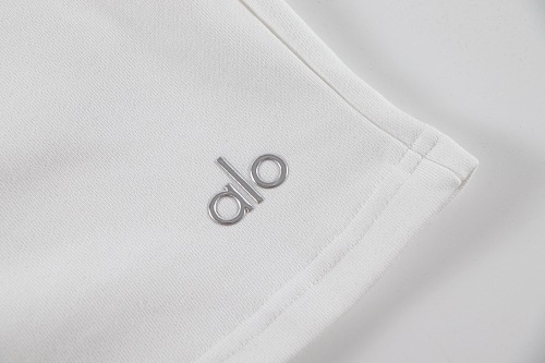 EM Sneakers Alo Yoga T-Shirt & Shorts Sets White