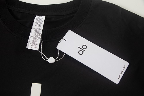 EM Sneakers ALO Yoga T-Shirt #NH05 Black-Pink Logo