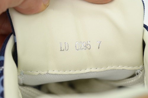 EM Sneakers Louis Vuitton LV Tilted Sneaker Blue