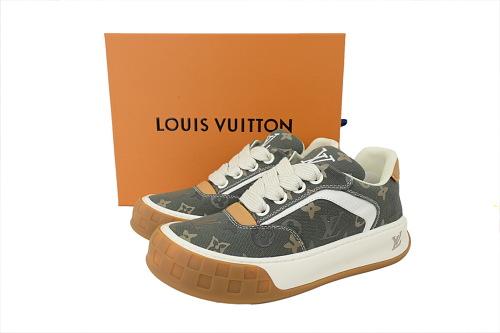 EM Sneakers Louis Vuitton LV Tilted Sneaker Green Print