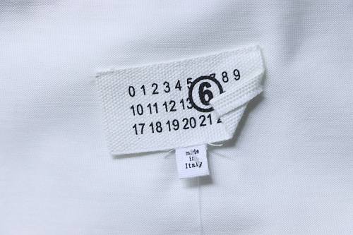 EM Sneakers Maison Margiela 25SS Embroidered Letter T-shirt White