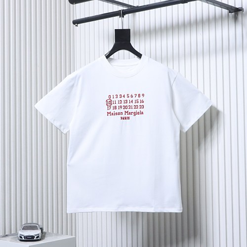 EM Sneakers Maison Margiela Digital Calendar Embroidered T-shirt White