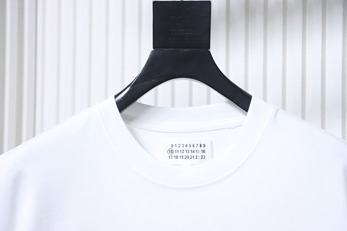 EM Sneakers Maison Margiela Fault Number 6 Print T-Shirt White