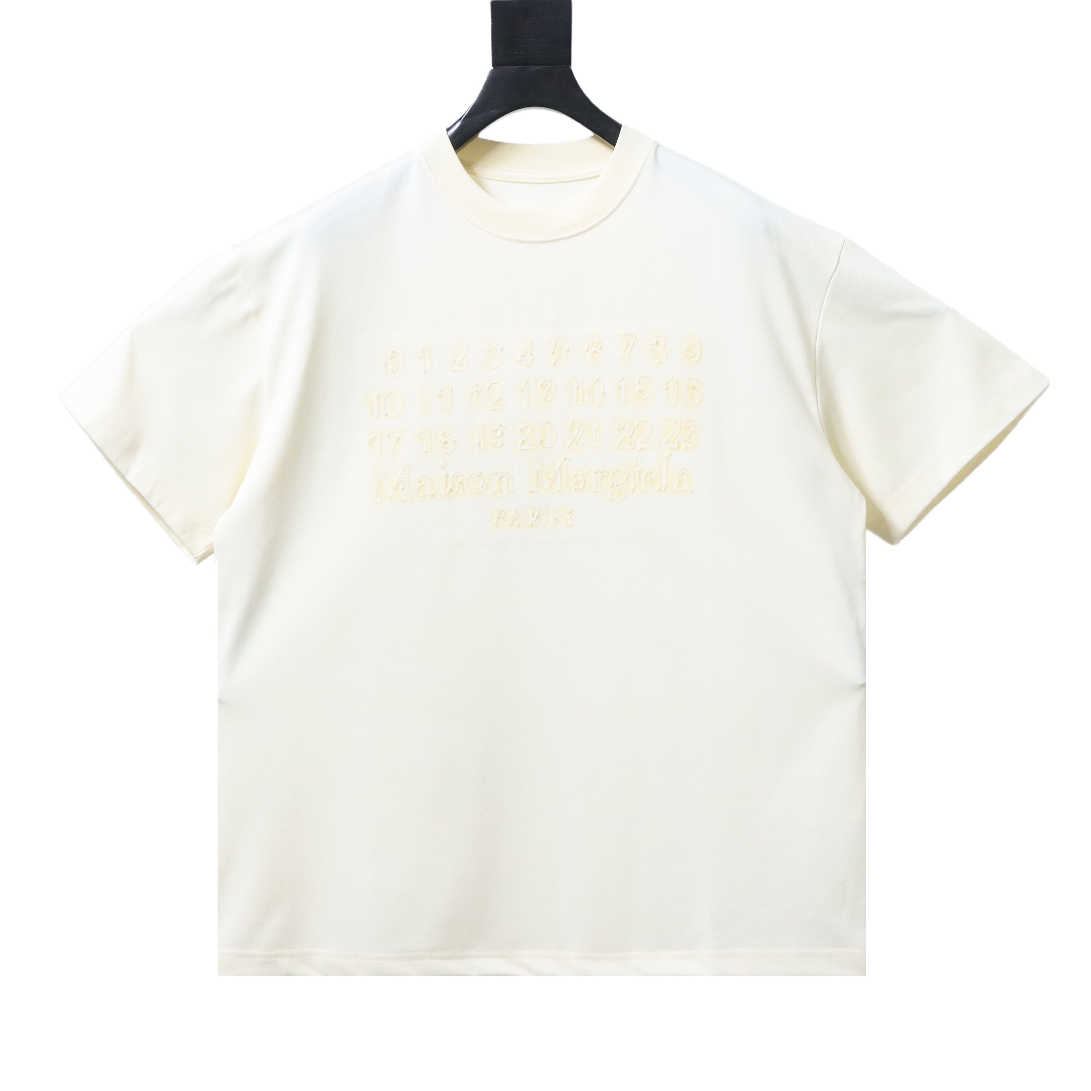 EM Sneakers Maison Margiela M6 Embroidered Number Logo OT T-shirt Light Yellow