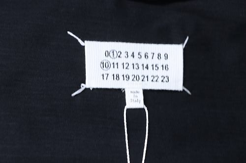 EM Sneakers Maison Margiela 26SS Mirrored Lettering T-shirt Black