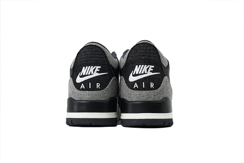 EM Sneakers Air Jordan 3 × Levi’s Retro SP Black Denim