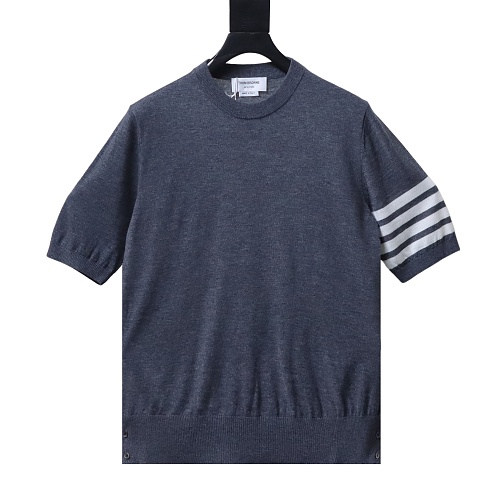 EM Sneakers Thom Browne Classic 4-Bar Striped Short-Sleeve Knit T-Shirt Dark Gray