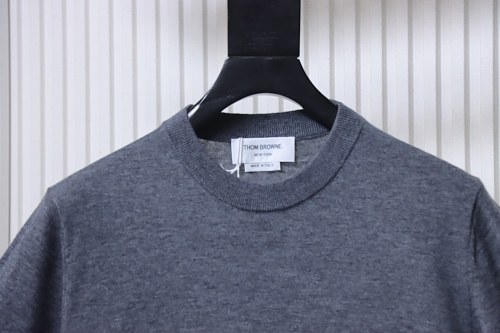 EM Sneakers Thom Browne Classic 4-Bar Striped Short-Sleeve Knit T-Shirt Dark Gray