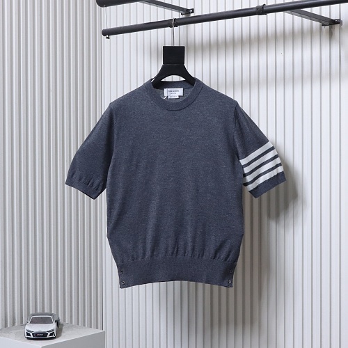 EM Sneakers Thom Browne Classic 4-Bar Striped Short-Sleeve Knit T-Shirt Dark Gray