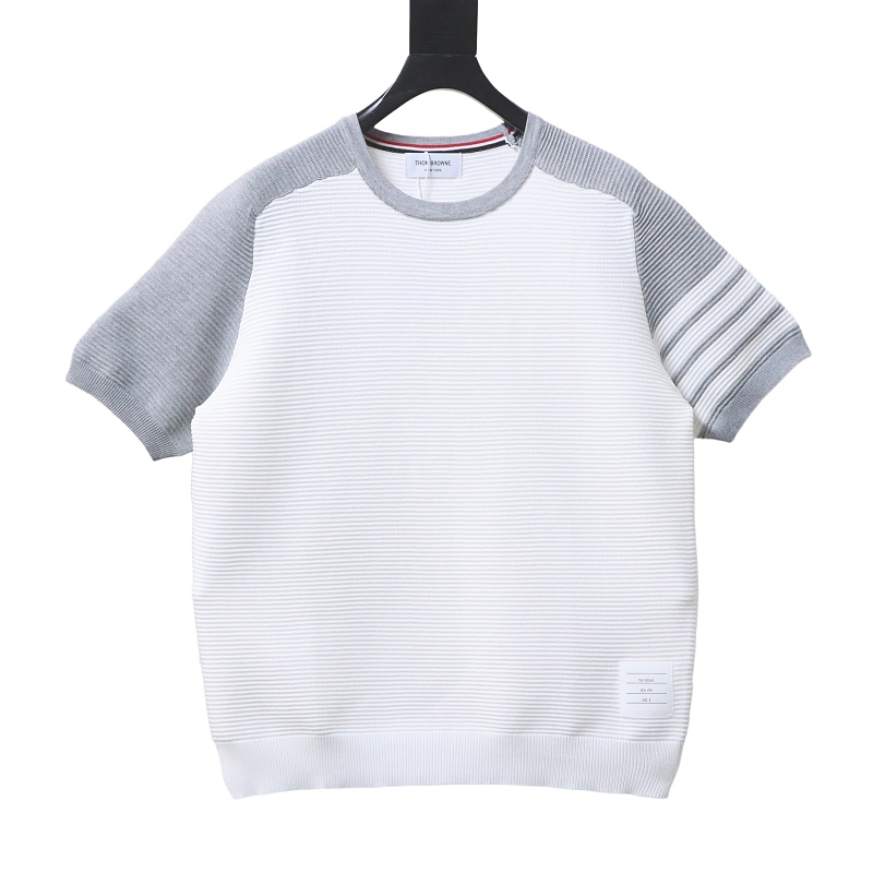 EM Sneakers Thom Browne Ripple-Effect Waffle-Knit T-Shirt White and Gray
