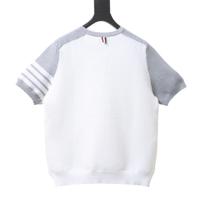 EM Sneakers Thom Browne Ripple-Effect Waffle-Knit T-Shirt White and Gray 02