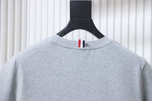 EM Sneakers Thom Browne Tennis Puppy Print T-Shirt Gray